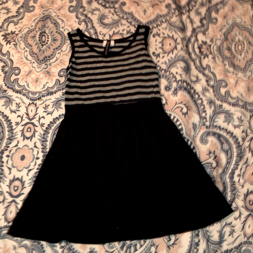 girls striped dress